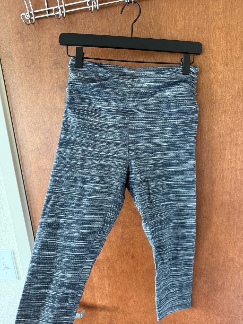 Lululemon Align Cross Waist Crop 21 Herringbone Size 8